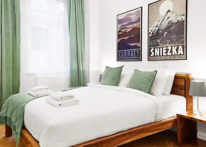 Househost :starowislna 66/9 Street شقة