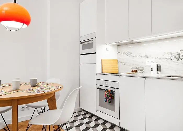 Househost :starowislna 66/9 Street شقة *