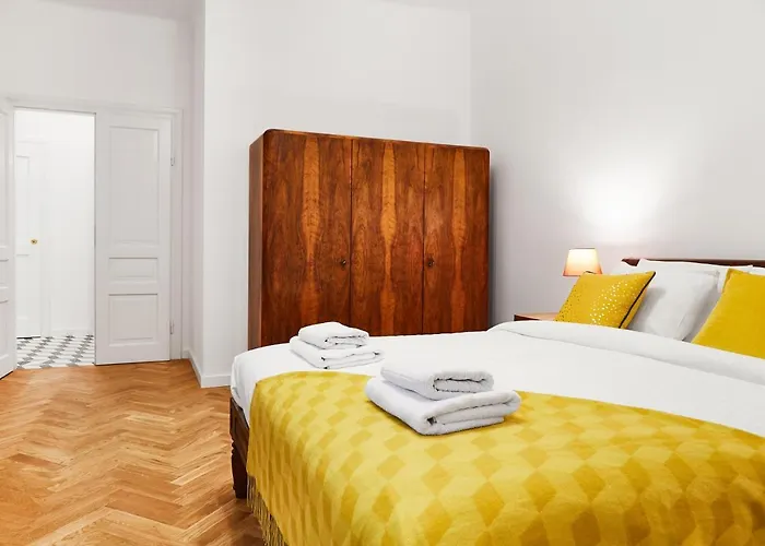 Househost :starowislna 66/9 Street شقة